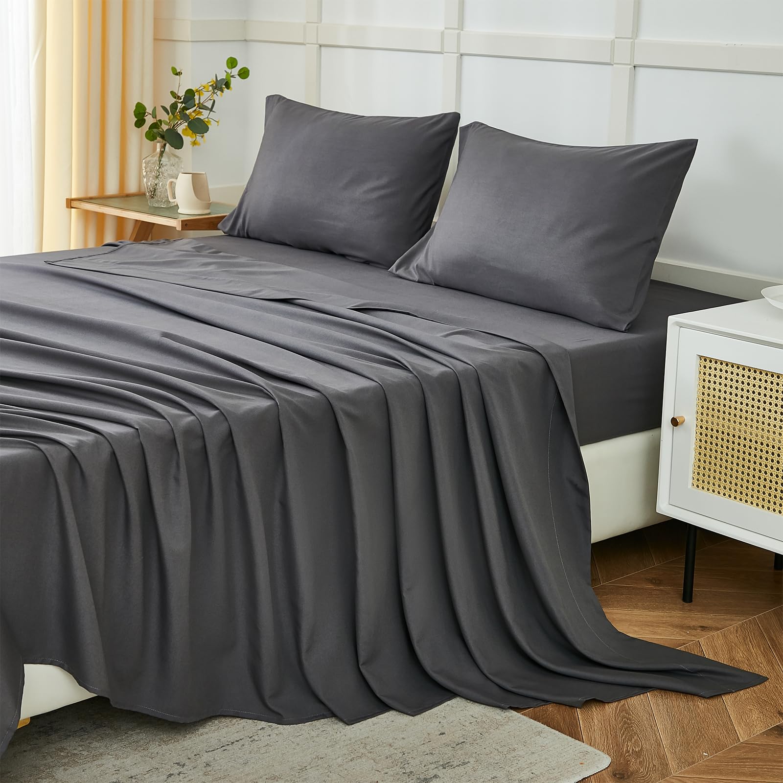 SOLID COLOR King Size Bedsheet with 2 Pillow Cover, 100% Cotton, Ultra Soft (8.5 Feet By 7.5 Feet)