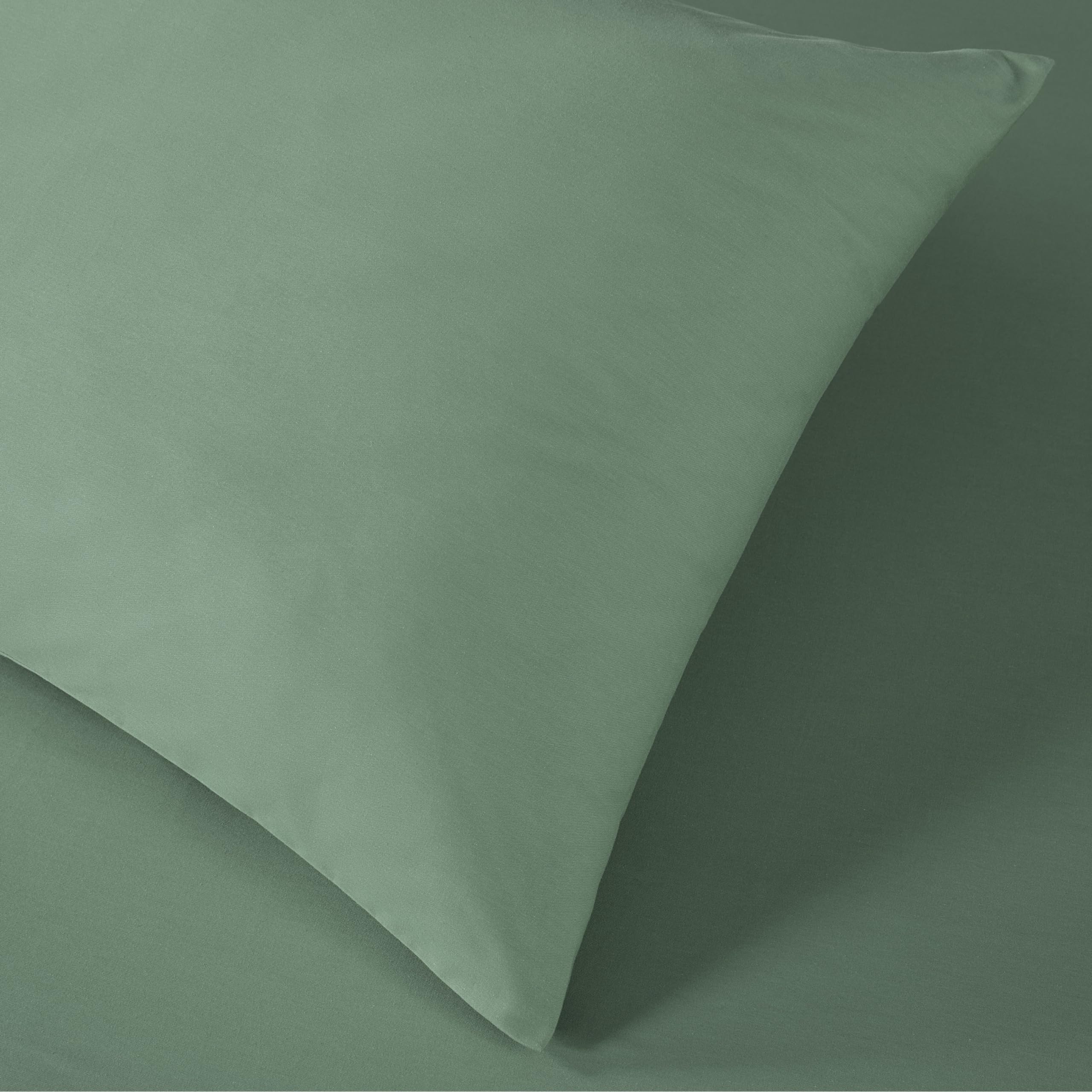 SOLID COLOR King Size Bedsheet with 2 Pillow Cover, 100% Cotton, Ultra Soft (8.5 Feet By 7.5 Feet)