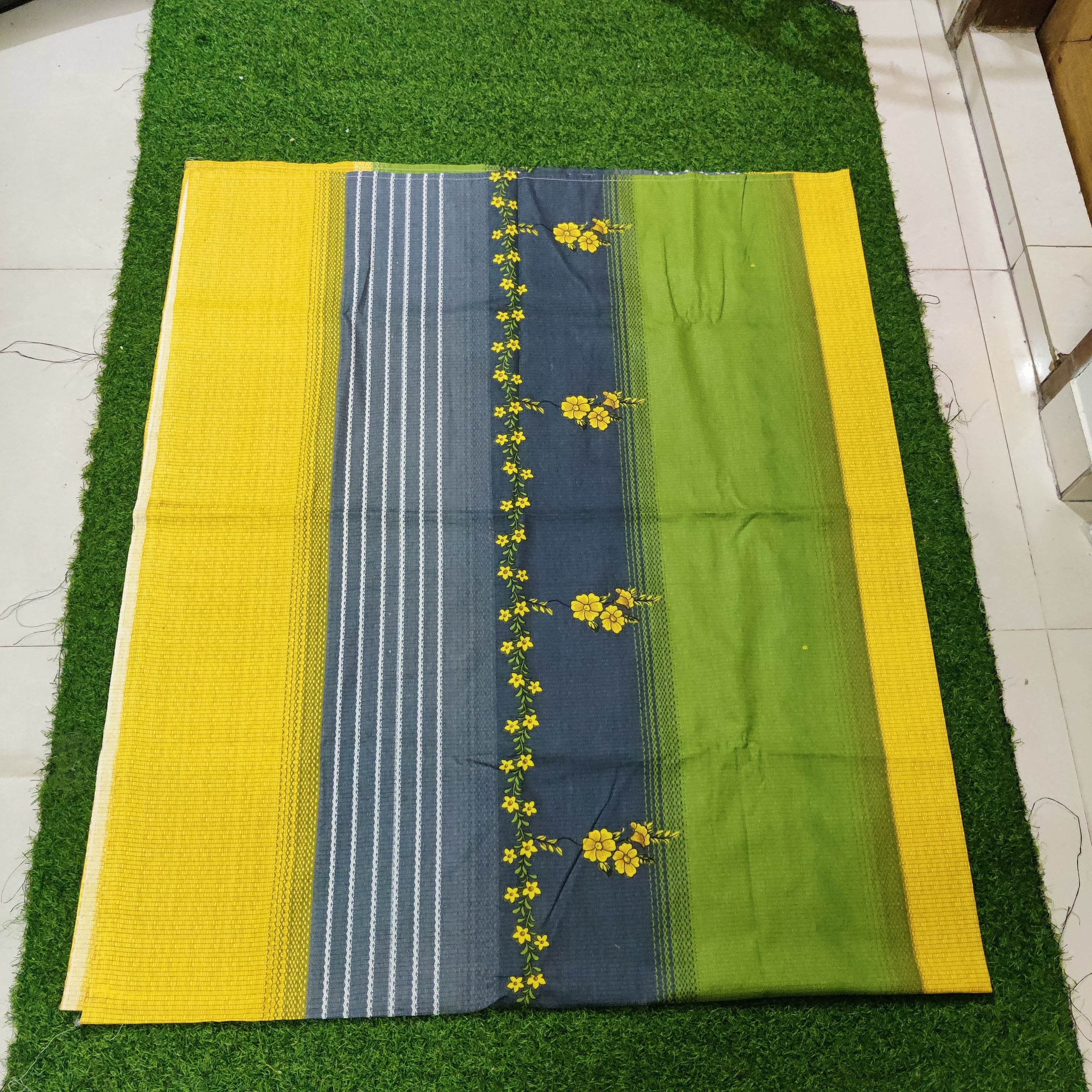 Premium Regular Bedsheet ( Super King Size) with two pillw cover -22