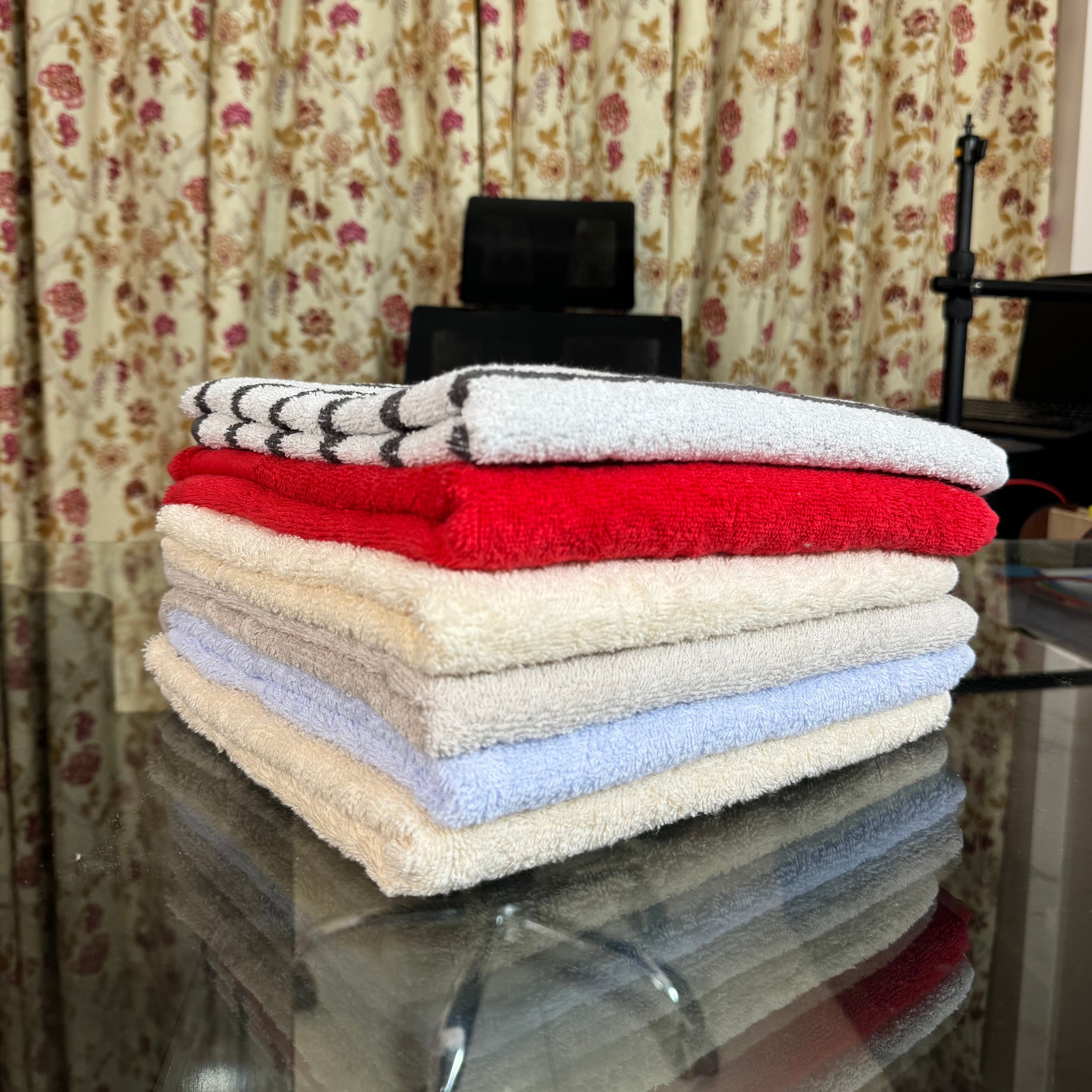 ১০ পিছ বেবি কীপার কম্বো গিফ্ট বক্স (হাফ হাতা ০-৩৬ মাস ) ১ পিছ বেবি টাওয়েল ফ্রী