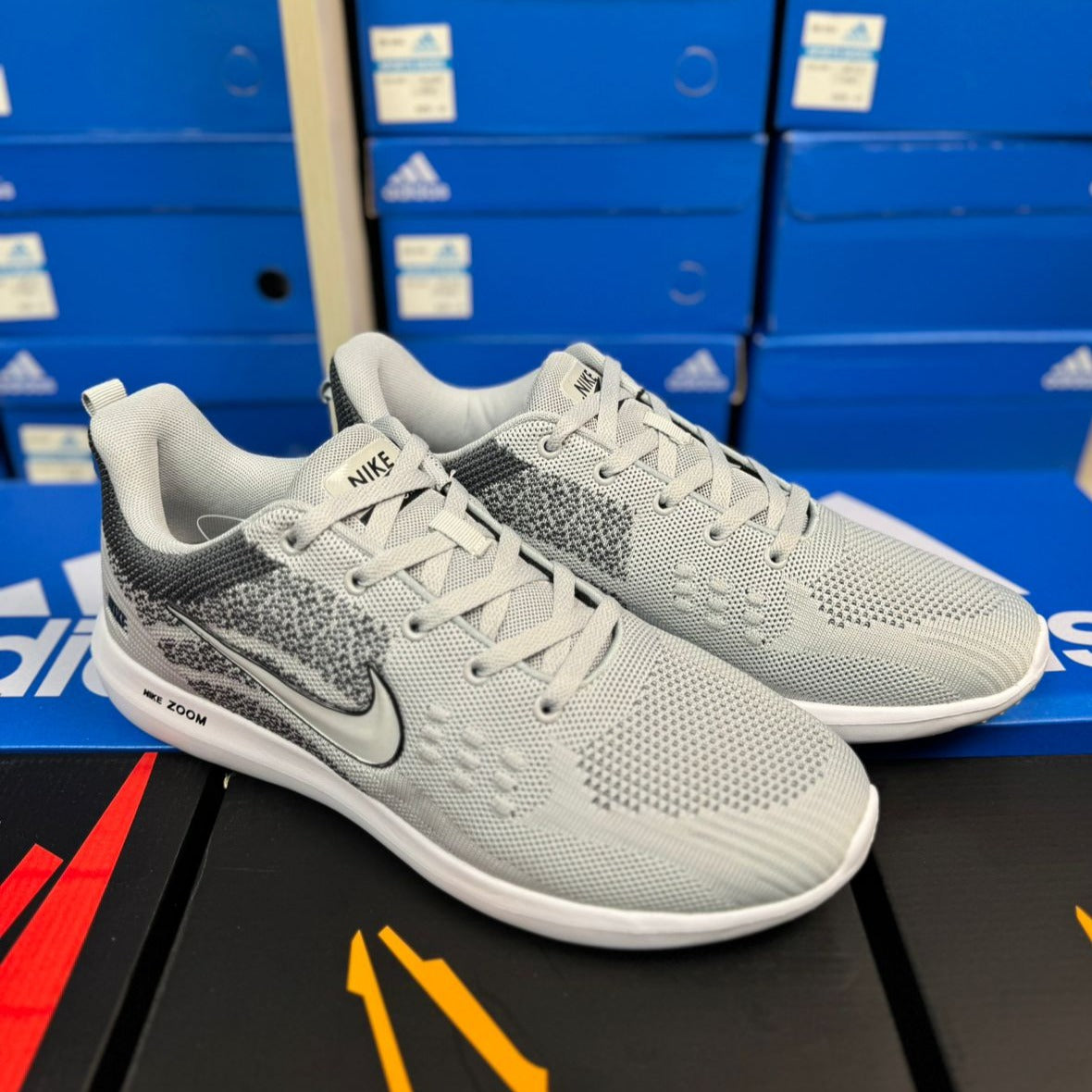 Nike zoom sneaker shoes for men