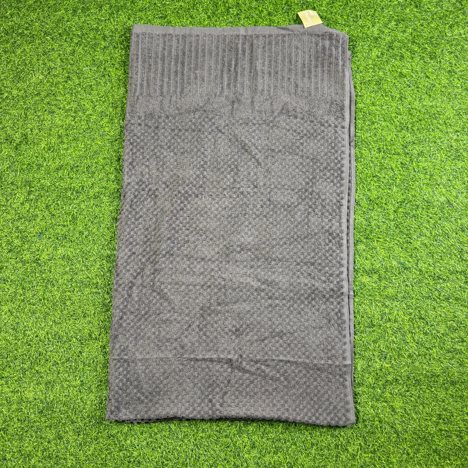 Premium Quality Cotton Made Bath Sheet