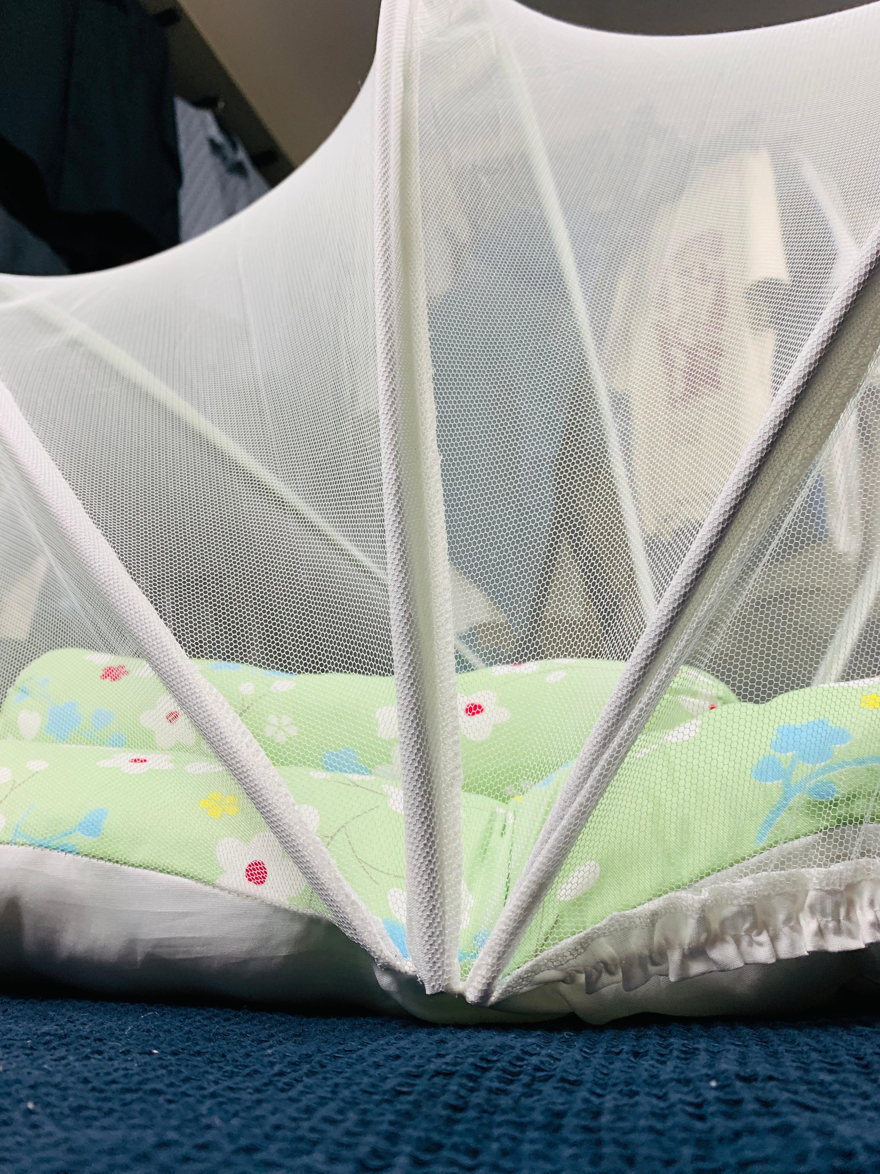 New Born Baby's Premium Quality Bedding Set With Protective Mosquito Net And Pillow