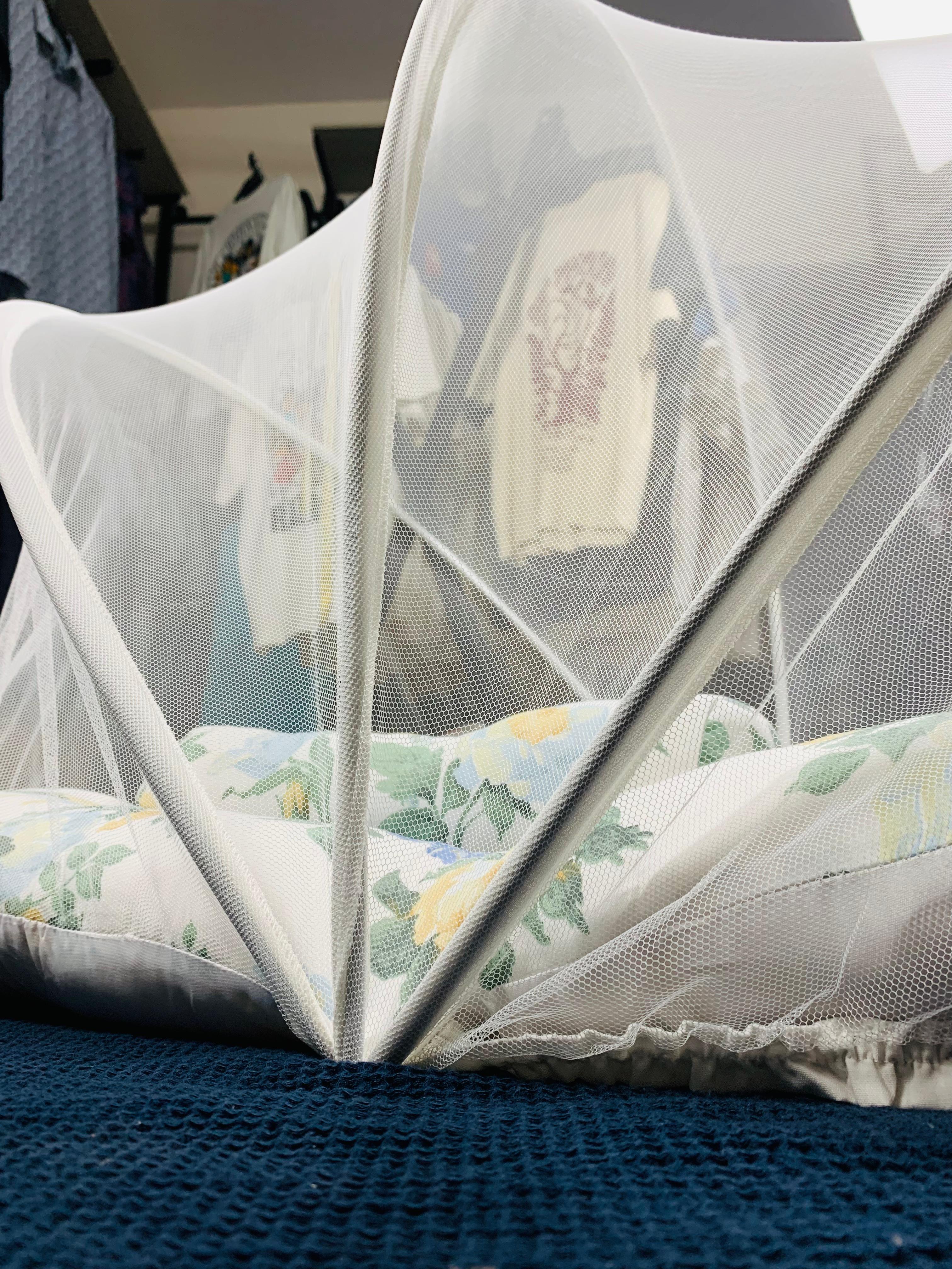 New Born Baby's Premium Quality Bedding Set With Protective Mosquito Net And Pillow