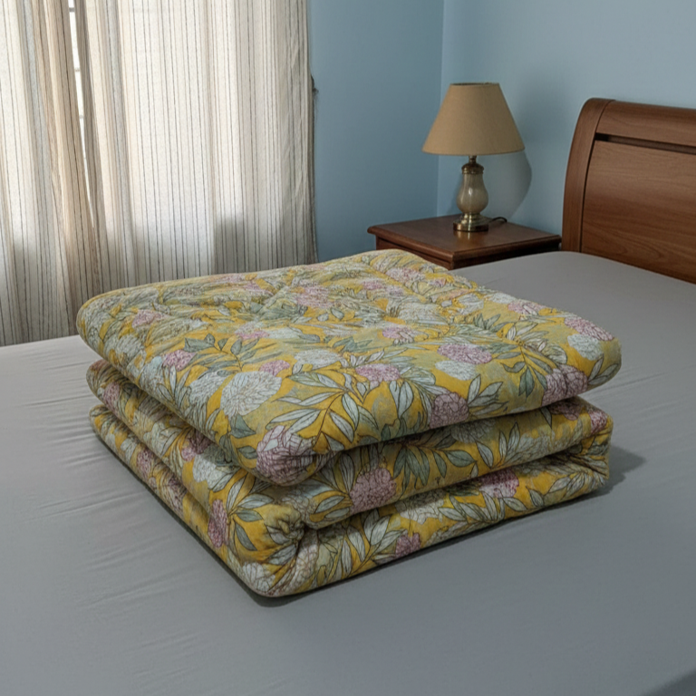 KING SIZE COMFORTER D-6