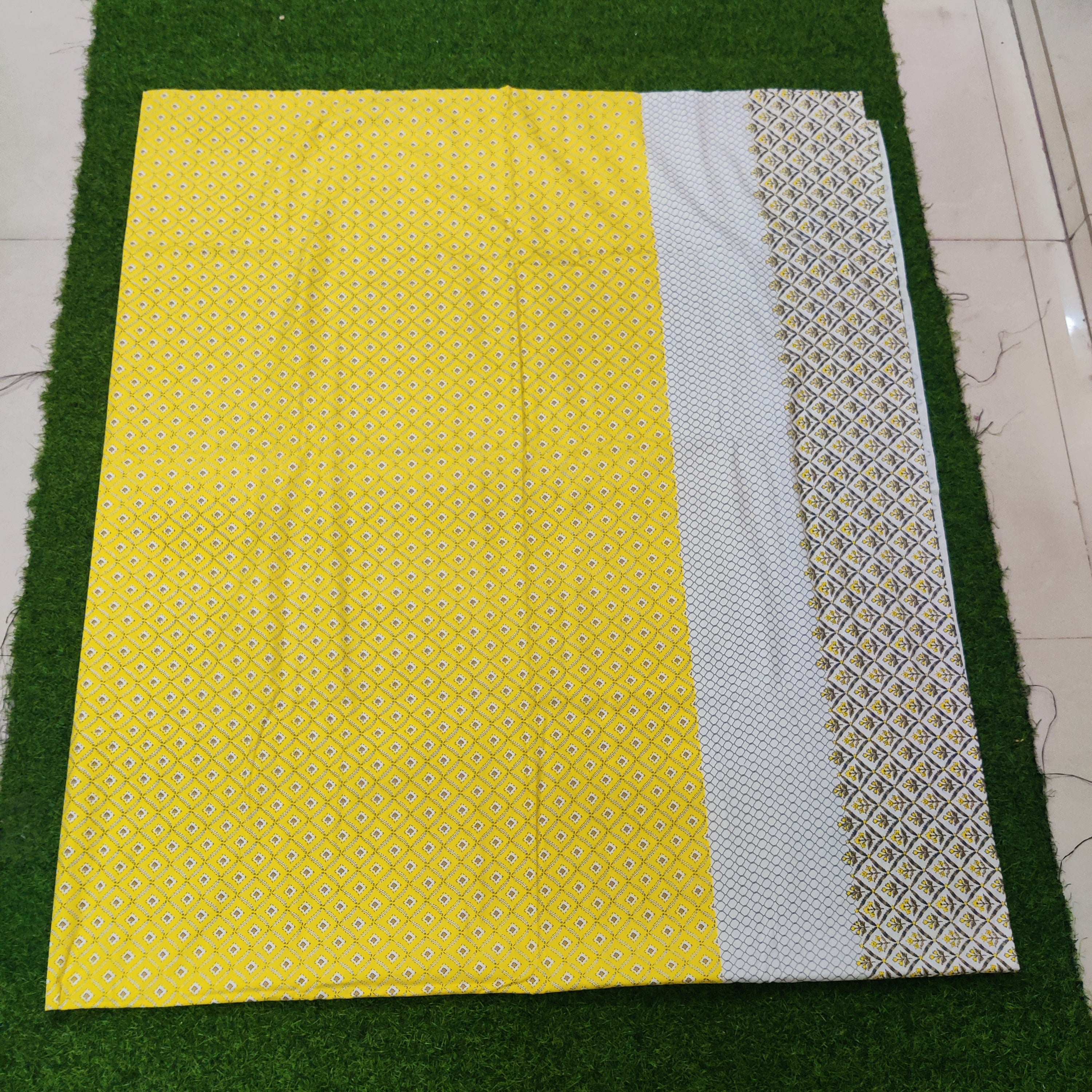 Premium Regular Bedsheet ( Super King Size) with two pillw cover -09