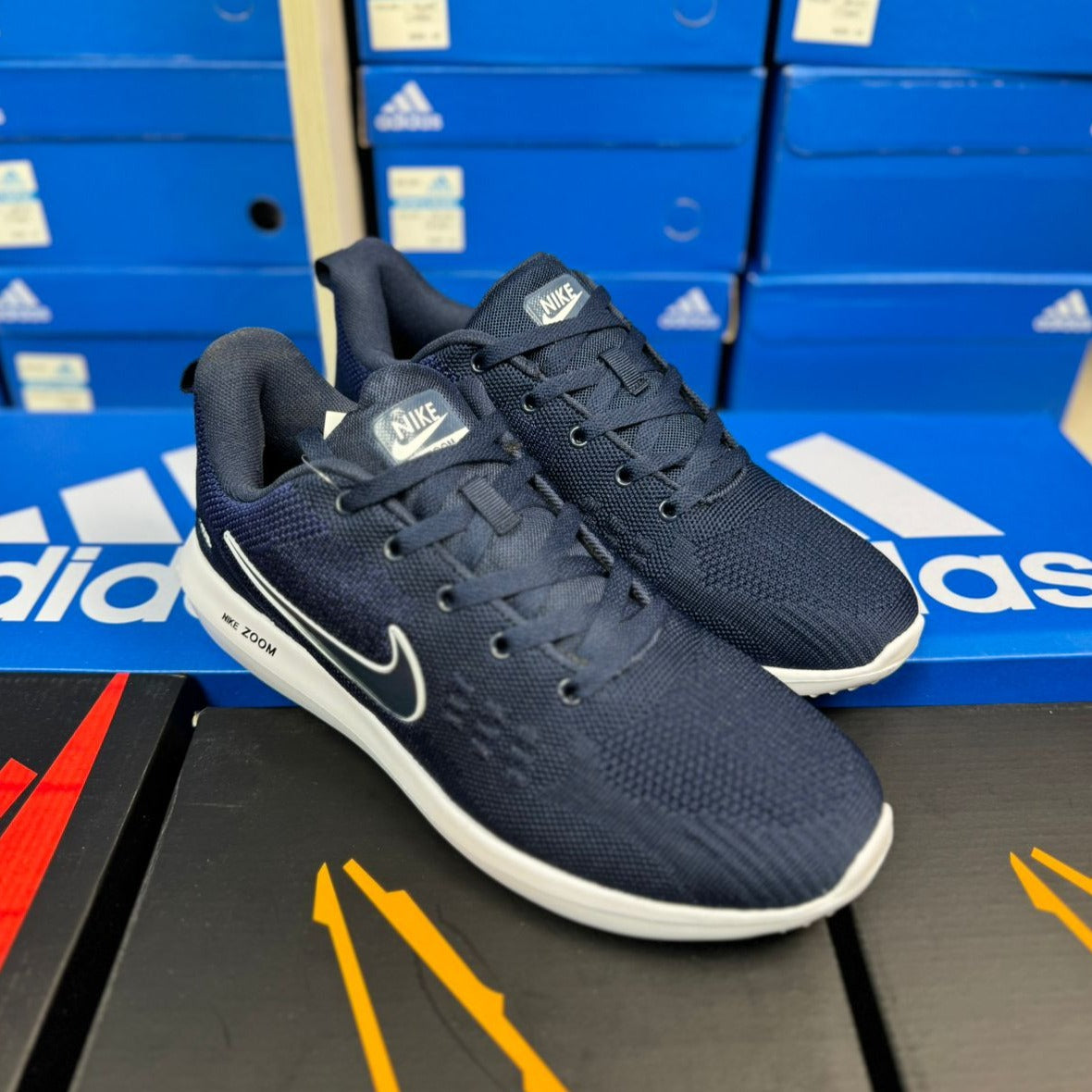 Nike zoom sneaker shoes for men