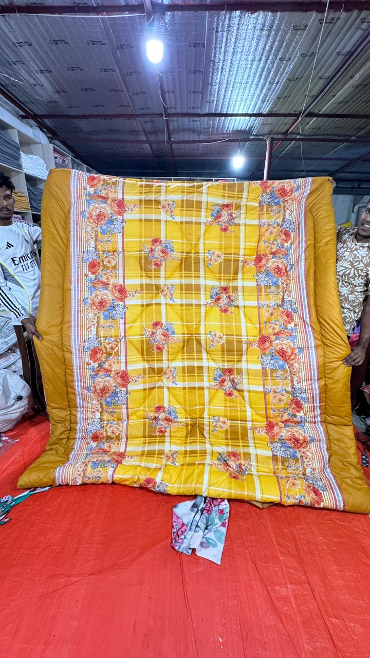 KING SIZE COMFORTER D-19